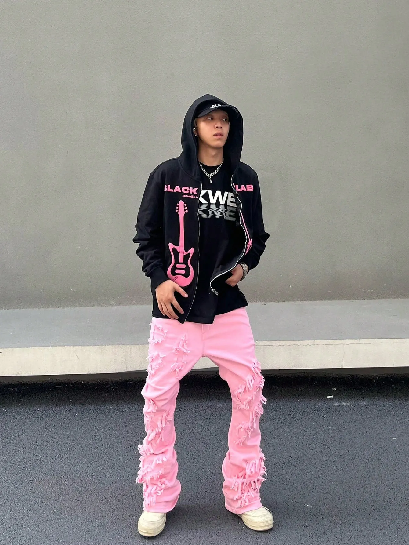 Men's Ripped Frayed Drip  Jeans